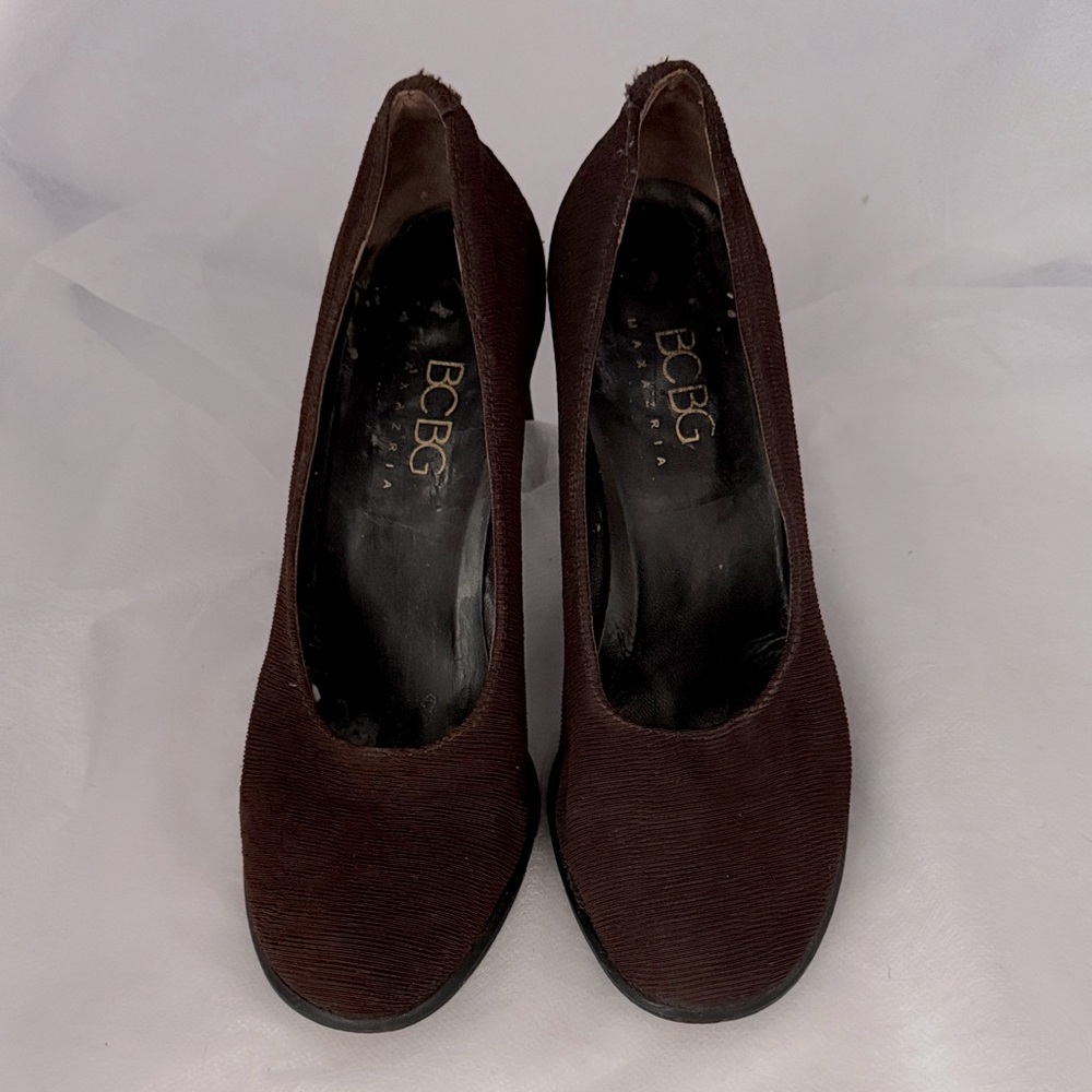 BCBG Maxazria vintage pumps sz 6.5B